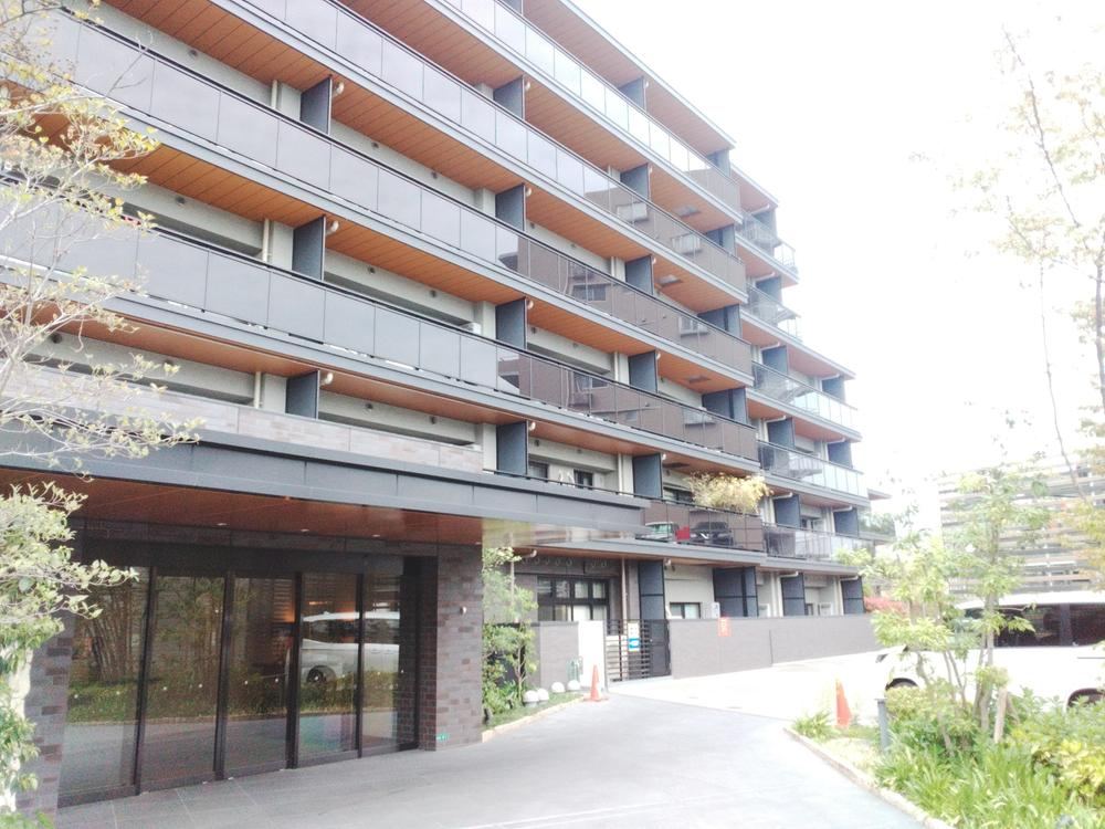 2LDK apartment in Nishinomiya, Hyogo - Photo 1