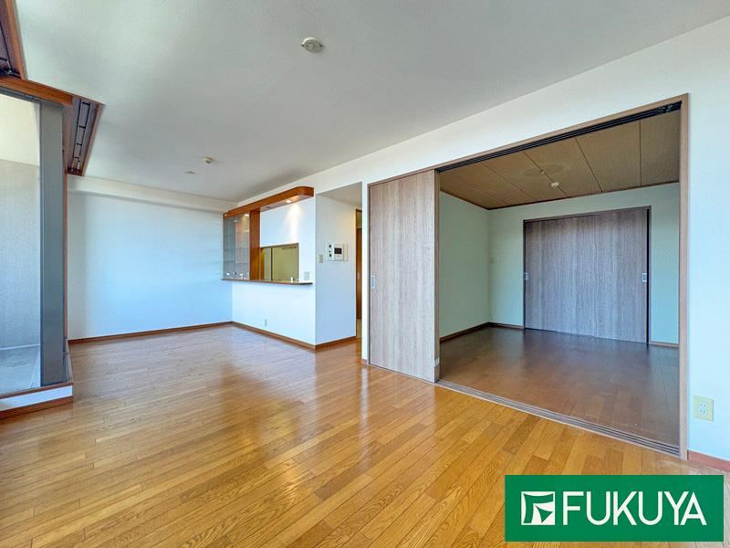 3LDK apartment in Hirakata, Osaka - Photo 1