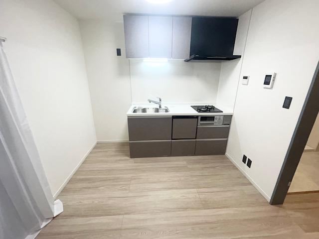 2DK house in Taito Ward, Tokyo - Photo 1