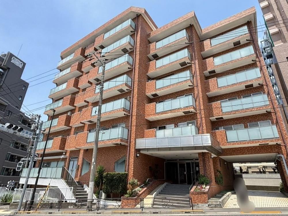 2DK apartment in Bunkyo Ward, Tokyo - Photo 1