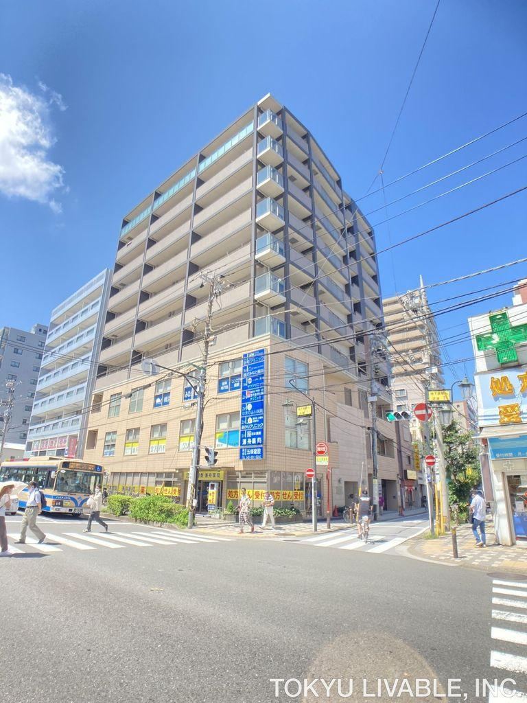 3LDK apartment in Minami Ward, Yokohama, Kanagawa - Photo 1