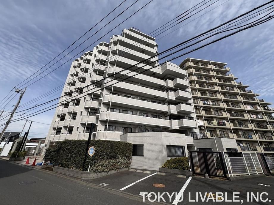 3LDK apartment in Kodaira, Tokyo - Photo 1
