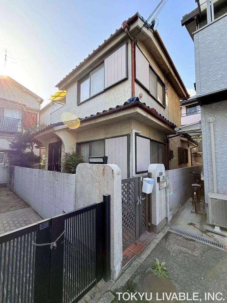 4LDK house in Suma Ward, Kobe, Hyogo - Photo 1