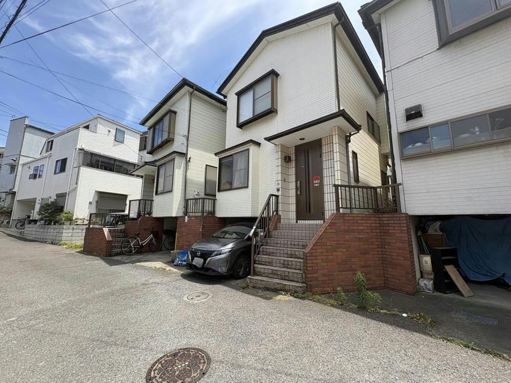 4DK house in Itabashi Ward, Tokyo - Photo 1