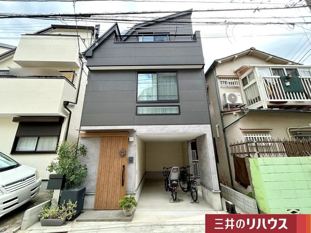 1LDK+S house in Meguro Ward, Tokyo - Photo 1