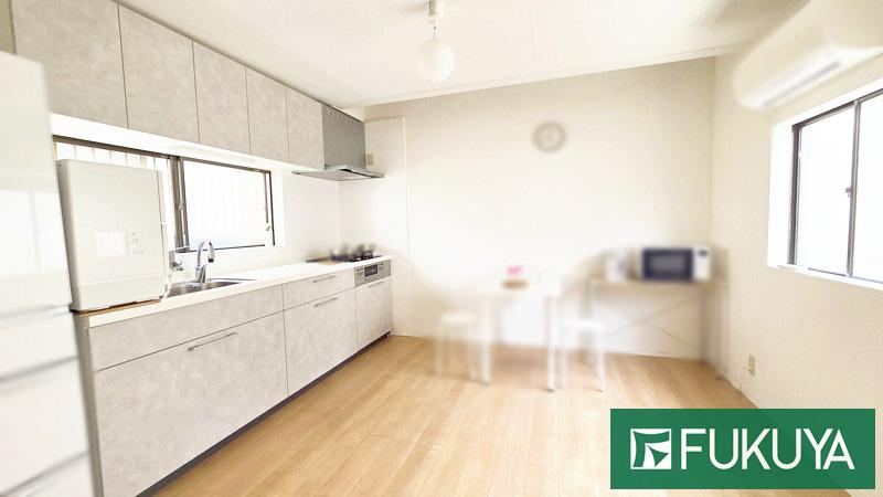3DK+S house in Abeno Ward, Osaka - Photo 1