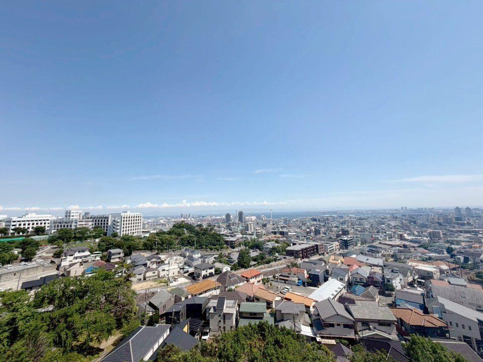 3LDK apartment in Nada Ward, Kobe, Hyogo - Photo 1