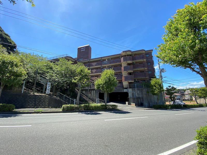 4LDK apartment in Shimonoseki, Yamaguchi - Photo 1