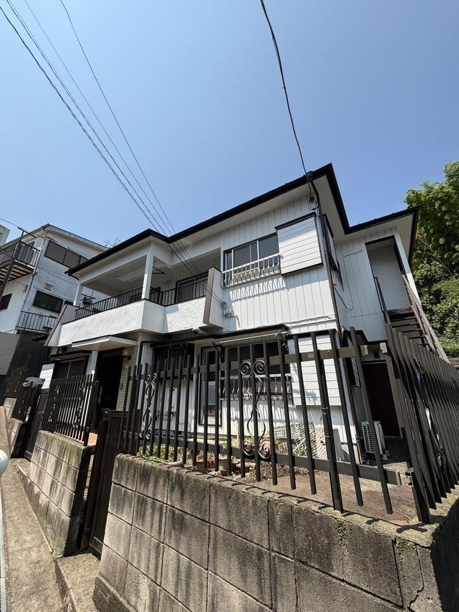 6DK house in Naka Ward, Yokohama, Kanagawa - Photo 1