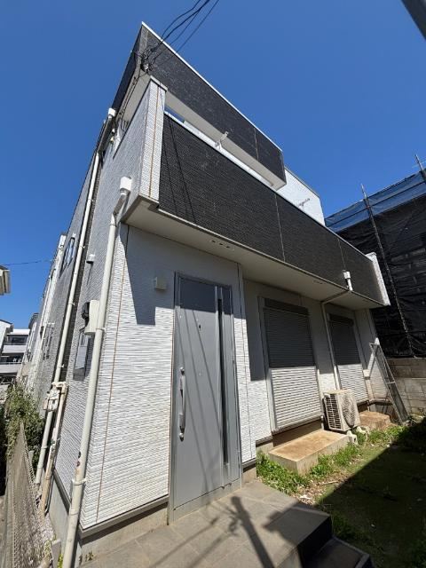 5LDK house in Tokorozawa, Saitama - Photo 1