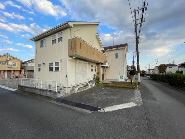 3LDK house in Akishima, Tokyo - Photo 1