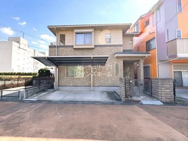 3LDK+S house in Warabi, Saitama - Photo 1