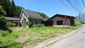 7LDK+S house in Yufu