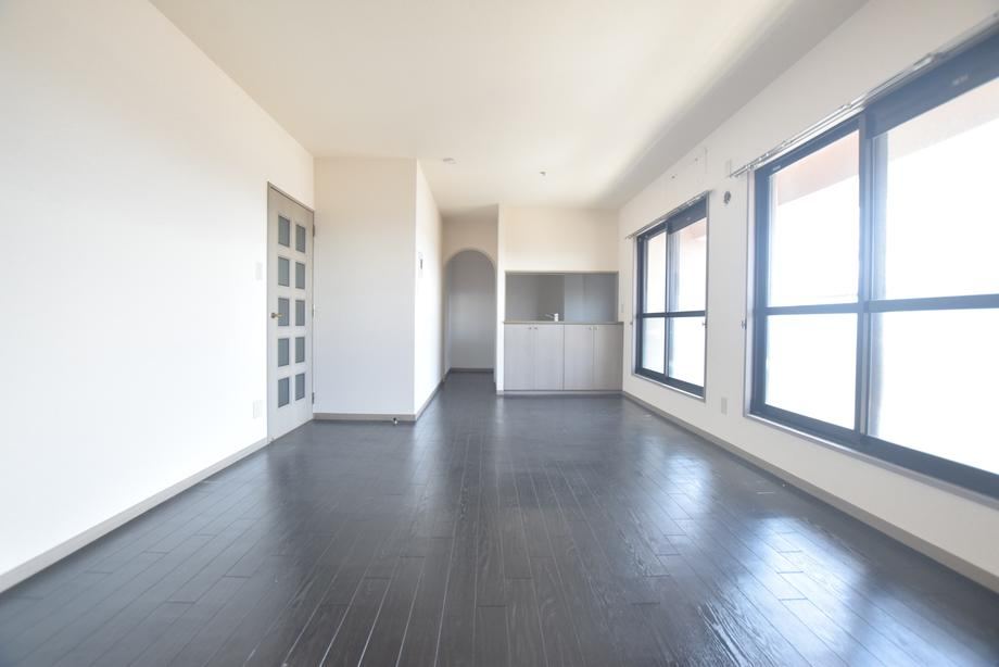 4LDK apartment in Inazawa, Aichi - Photo 1