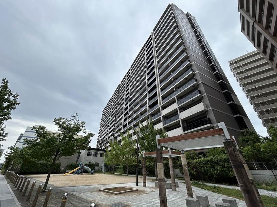 2LDK+S apartment in Higashi Ward, Fukuoka - Photo 1