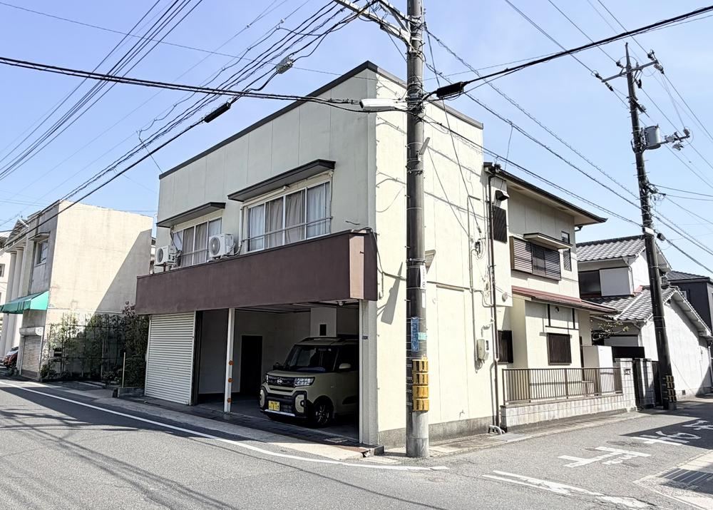 4LDK house in Kita Ward, Okayama - Photo 1