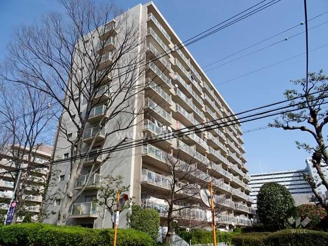 3LDK apartment in Suita, Osaka - Photo 1