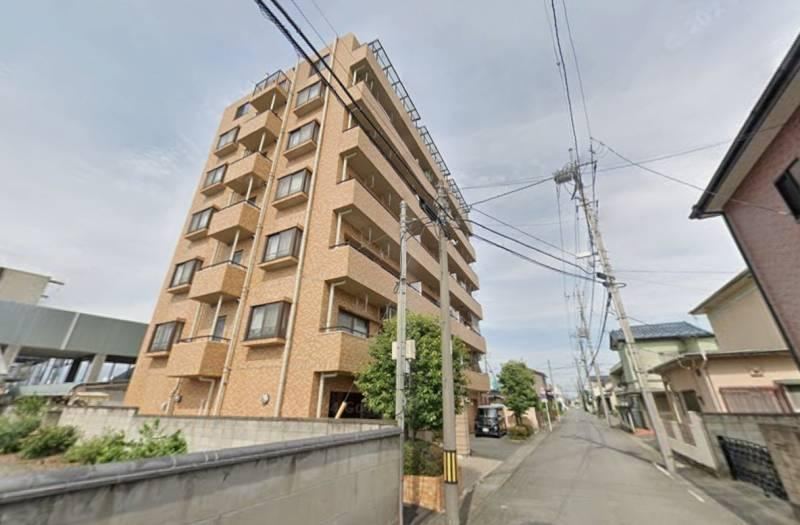 2LDK apartment in Maebashi, Gunma - Photo 1