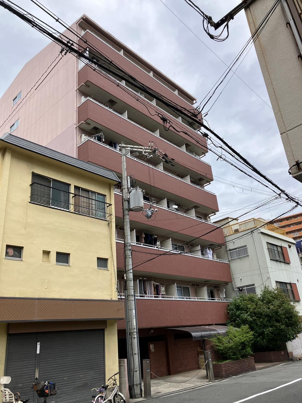 1DK apartment in Naniwa Ward, Osaka - Photo 1
