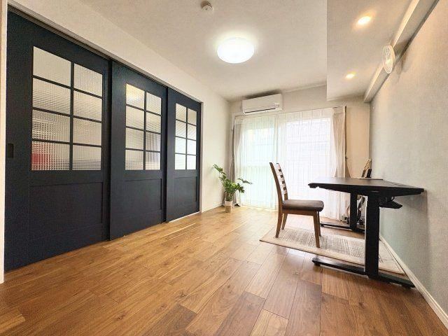 1LDK apartment in Meguro Ward, Tokyo - Photo 1