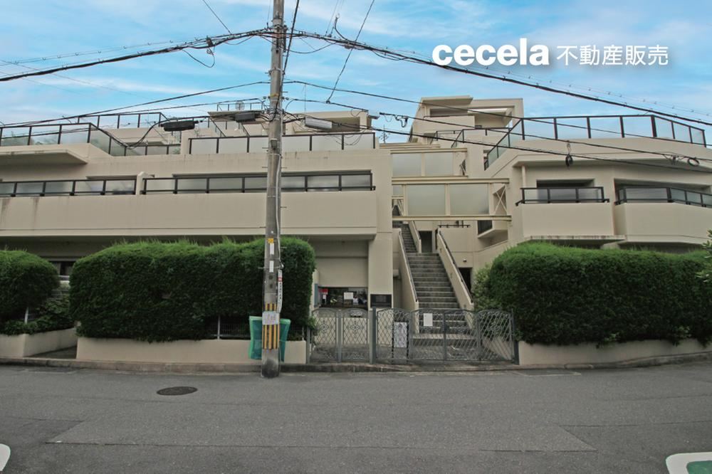3LDK apartment in Takarazuka, Hyogo - Photo 1