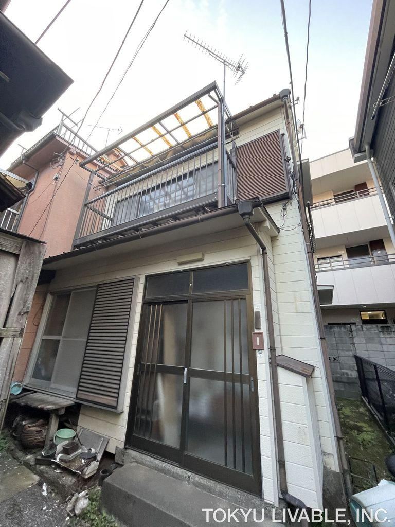 2DK house in Toshima Ward, Tokyo - Photo 1