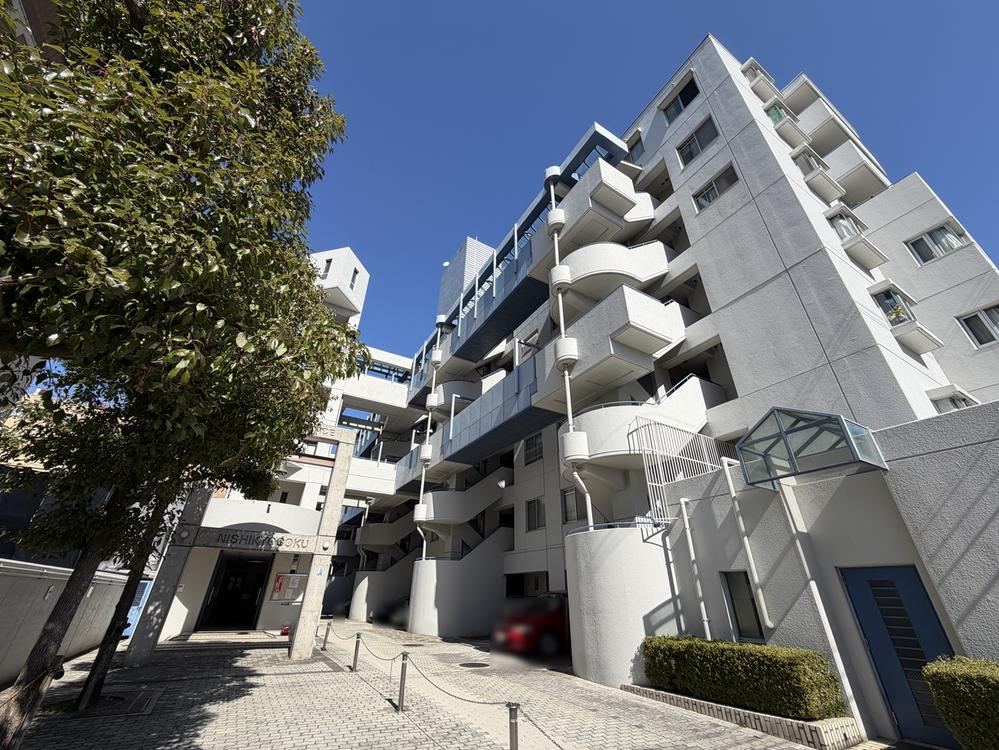 2DK apartment in Ukyo Ward, Kyoto - Photo 1