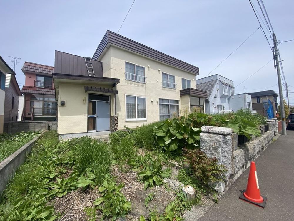 212 m² land in Higashi Ward, Sapporo, Hokkaido - Photo 1