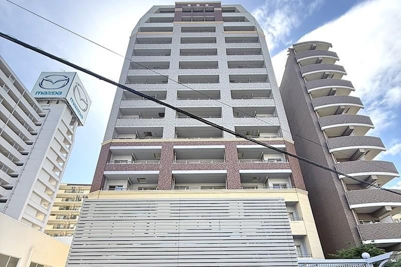 3LDK apartment in Nishi Ward, Osaka - Photo 1