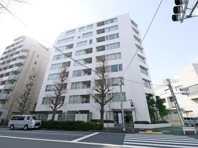 2LDK apartment in Shibuya Ward, Tokyo - Photo 1