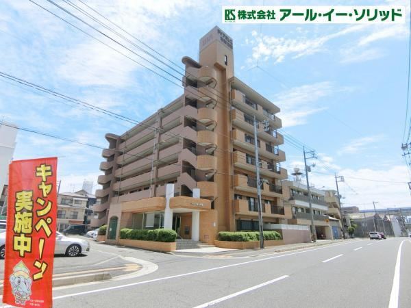 2LDK apartment in Naka Ward, Hiroshima - Photo 1