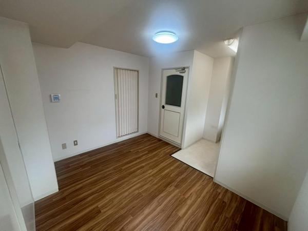 2LDK apartment in Higashinada Ward, Kobe, Hyogo - Photo 1