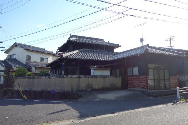 6LDK house in Tajimi, Gifu - Photo 1