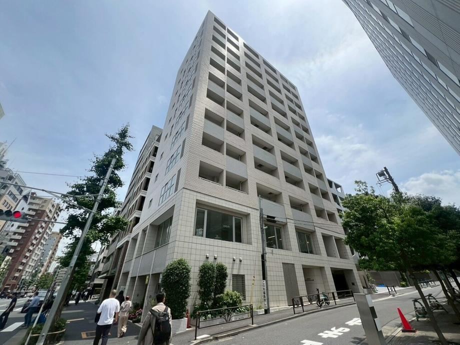 1LDK apartment in Shibuya Ward, Tokyo - Photo 1