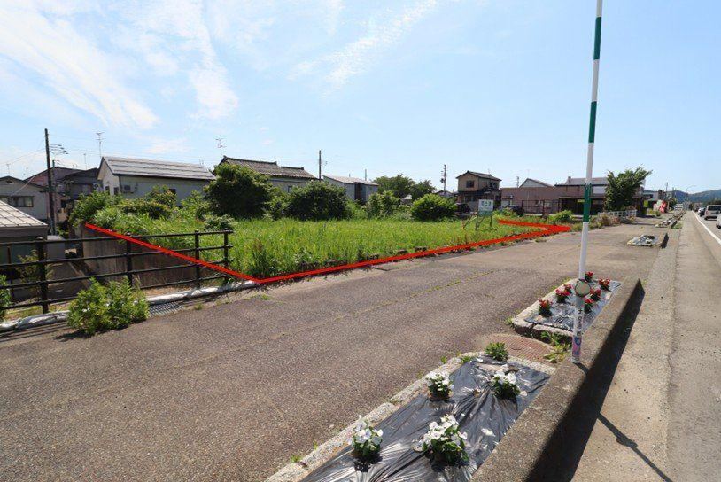 420 m² land in Nagaoka, Niigata - Photo 1