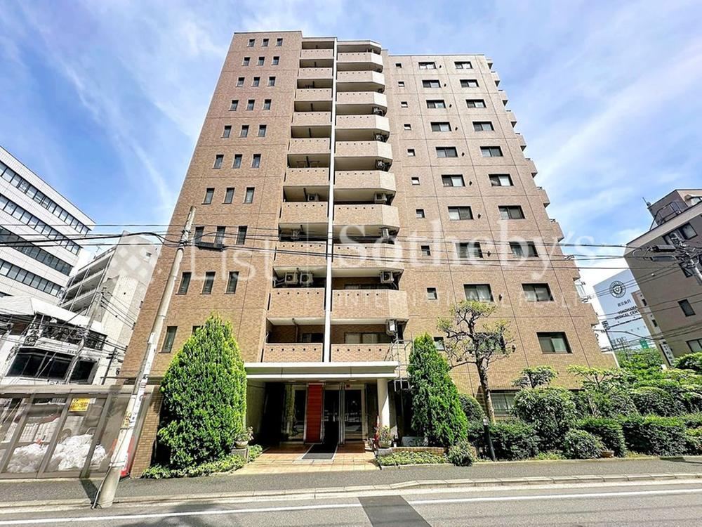 2LDK apartment in Nishi Ward, Yokohama, Kanagawa - Photo 1