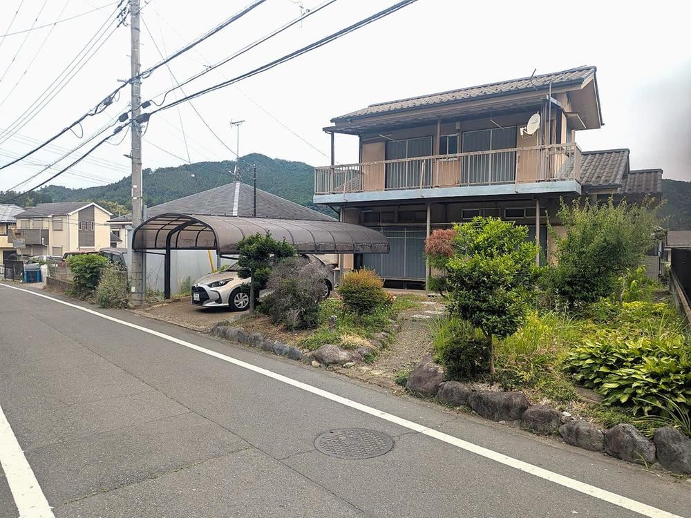331 m² land in Ome, Tokyo - Photo 1