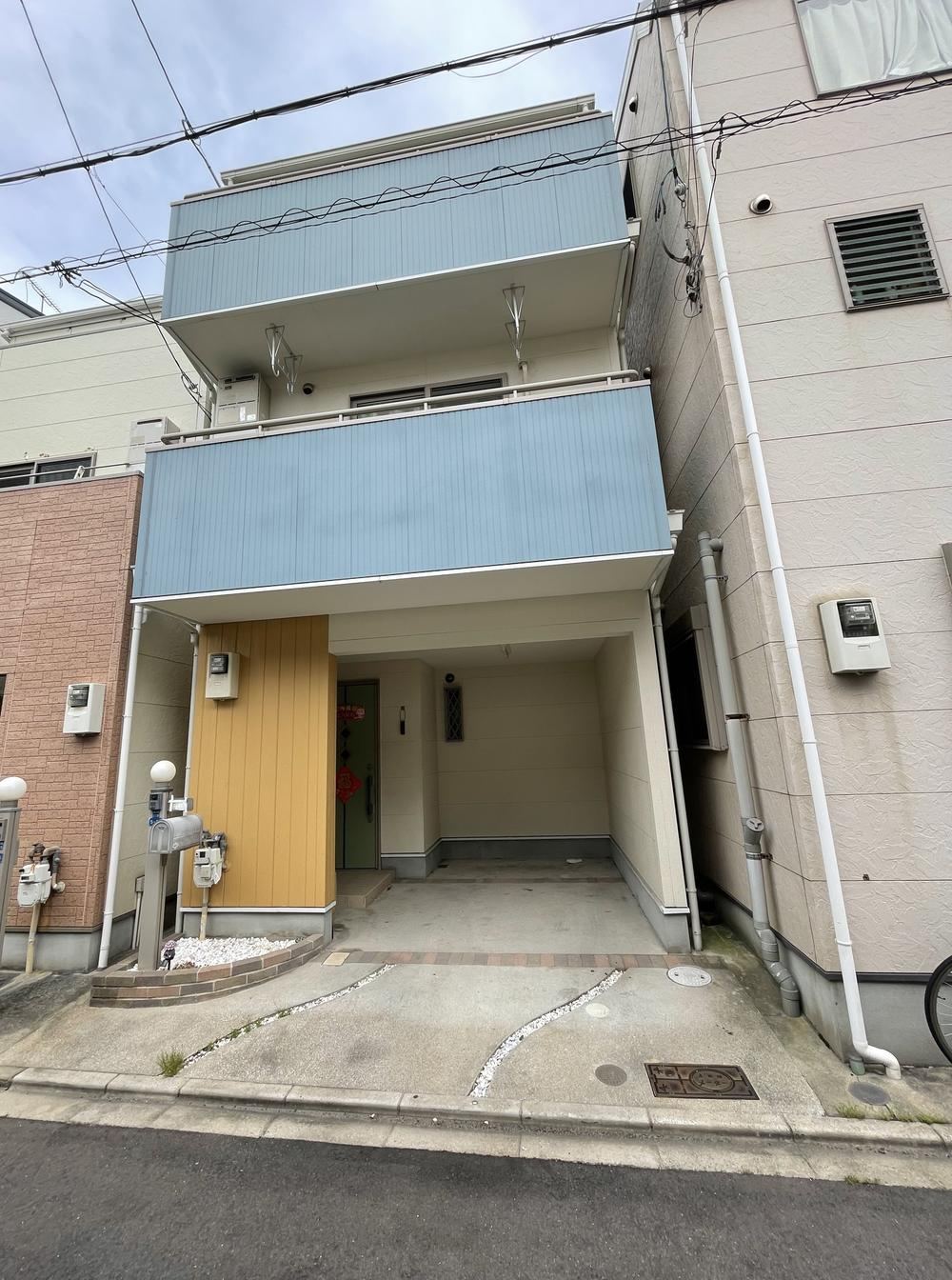 4LDK house in Nishinari Ward, Osaka - Photo 1