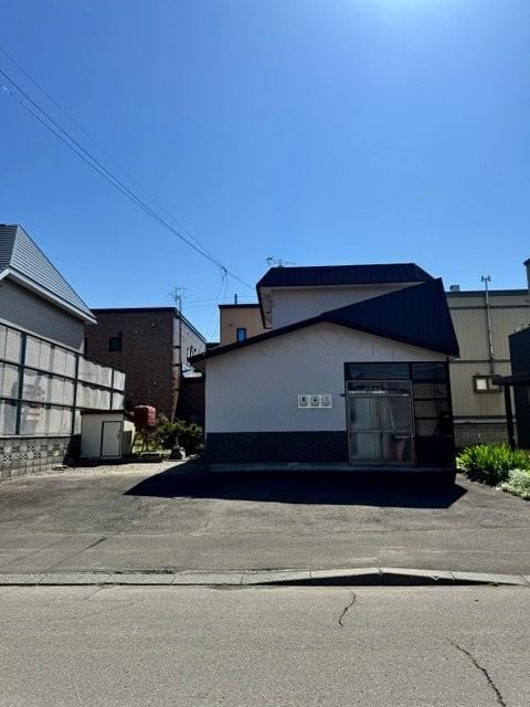 212 m² land in Nishi Ward, Sapporo, Hokkaido - Photo 1