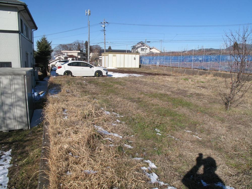 394 m² land in Tomi, Nagano - Photo 1