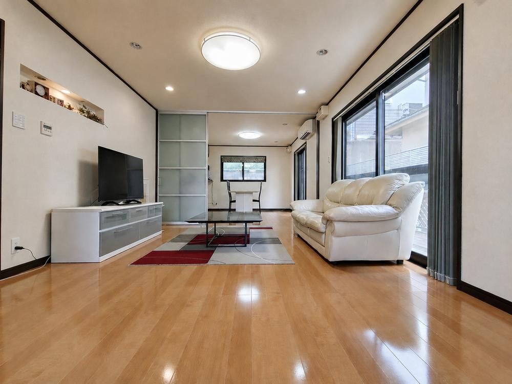 5LDK+S house in Neyagawa, Osaka - Photo 1