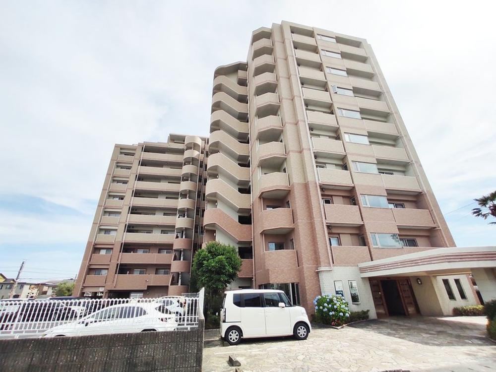 4LDK apartment in Nagaizumi, Sunto District, Shizuoka - Photo 1