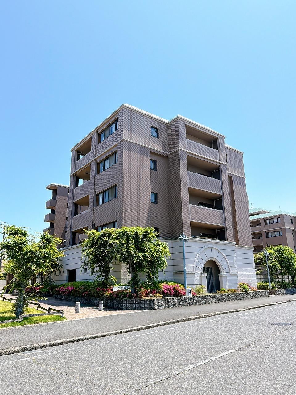 3LDK apartment in Takamatsu, Kagawa - Photo 1