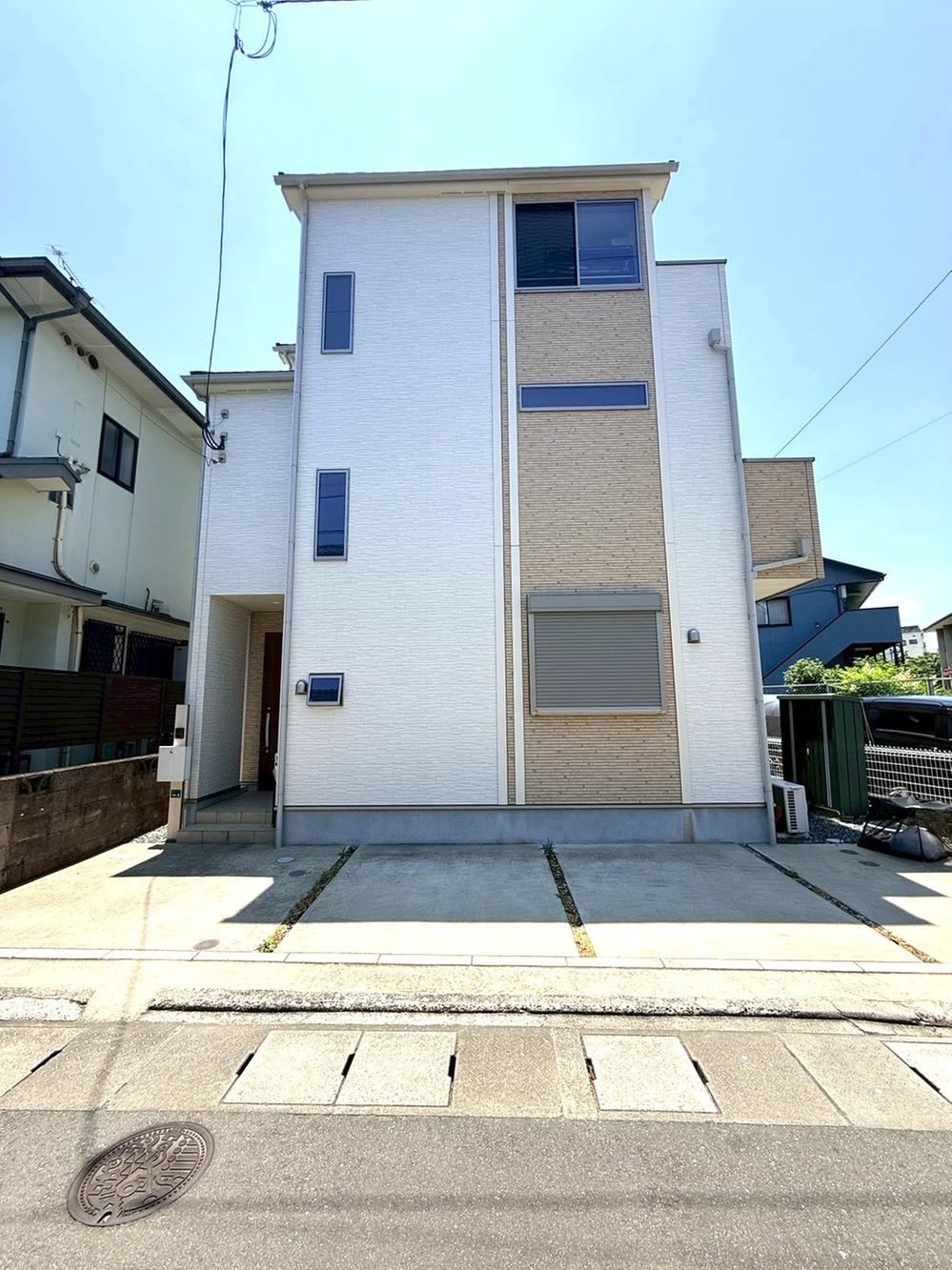 4LDK+S house in Hakata Ward, Fukuoka - Photo 1