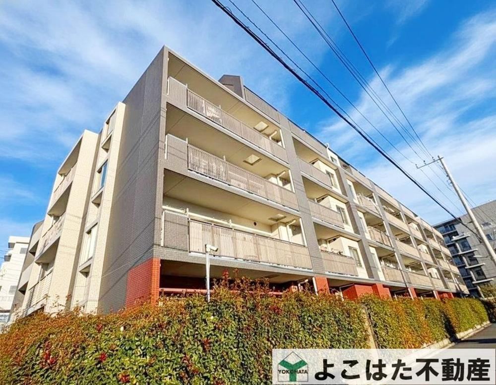 3LDK apartment in Chofu, Tokyo - Photo 1