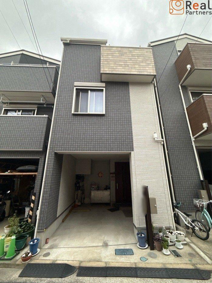 3LDK house in Minami Ward, Yokohama, Kanagawa - Photo 1