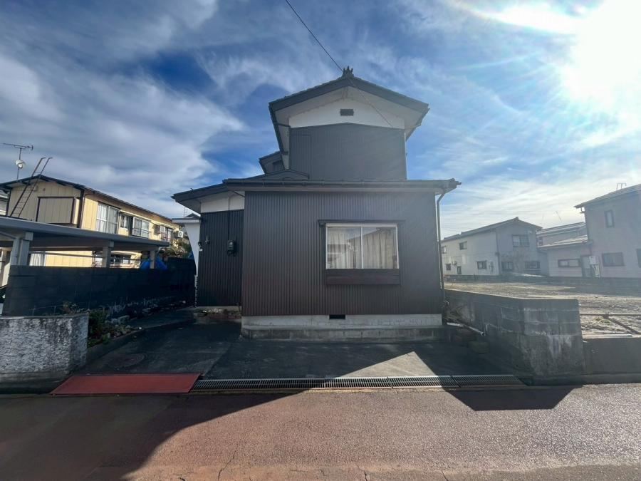 188 m² land in Nagaoka, Niigata - Photo 1