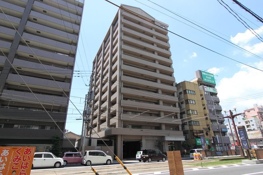 3LDK apartment in Kagoshima, Kagoshima - Photo 1
