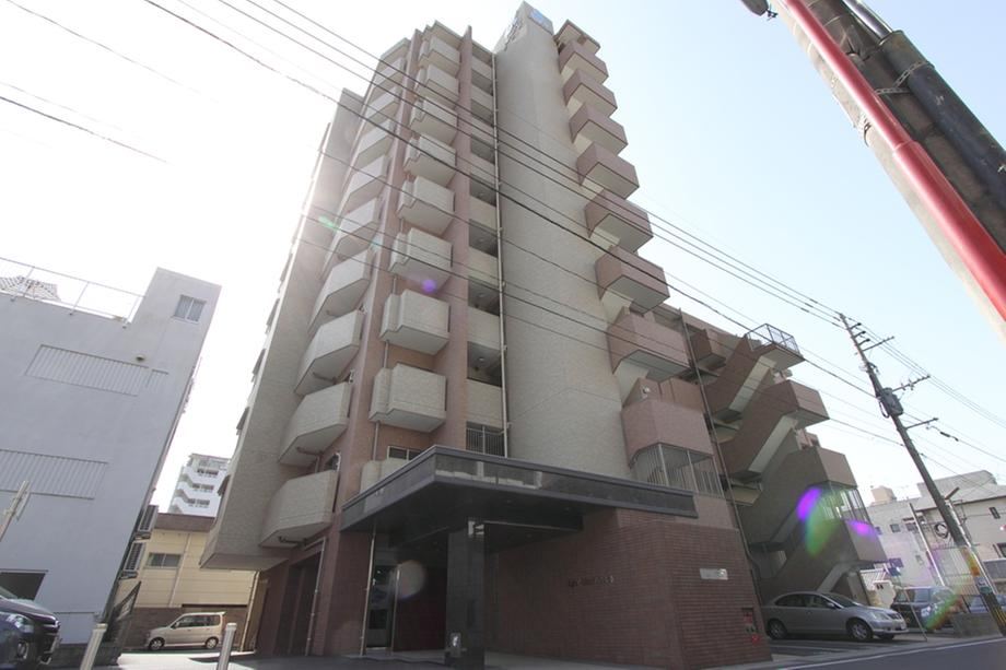 4LDK apartment in Kagoshima, Kagoshima - Photo 1