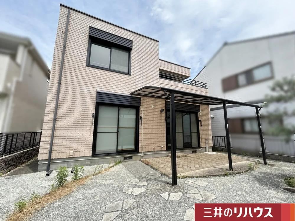 5LDK+S house in Kitanagoya, Aichi - Photo 1